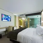 & Ciudad De Hotel 4*