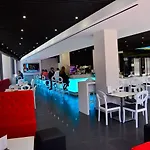 & Ciudad De