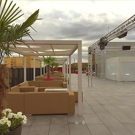 Szálloda & Ciudad De 4*