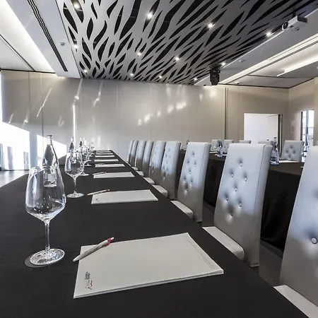 ホテル & Ciudad De 4*