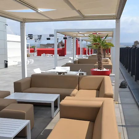 & Ciudad De Szálloda Binéfar