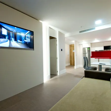 & Ciudad De Szálloda 4*