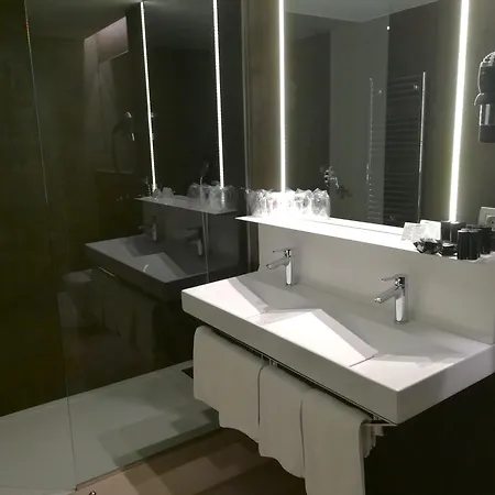 Hotel&spa Ciudad De Hotel Binéfar