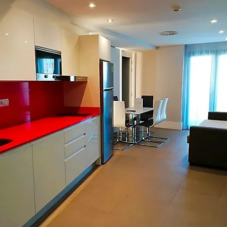& Ciudad De Hotel Binéfar