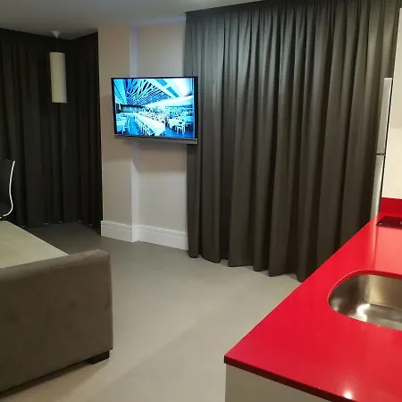 Hotell & Ciudad De 4*