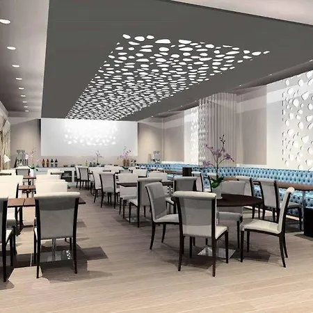 & Ciudad De 4* Binéfar