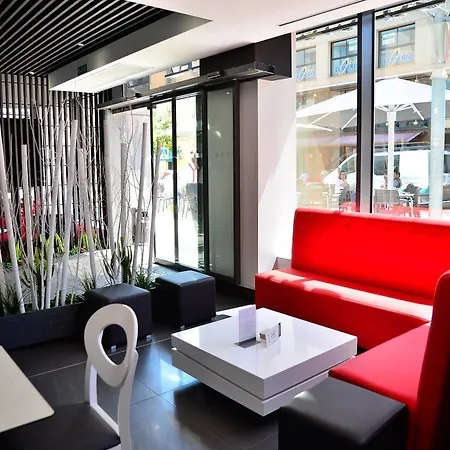 & Ciudad De ホテル 4*