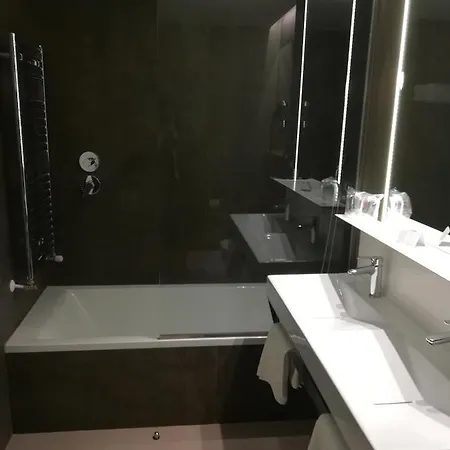 Hotell & Ciudad De