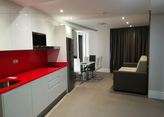 Hotel & Ciudad De Binefar