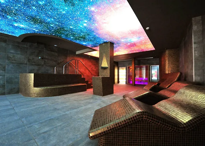 & Ciudad De Binéfar